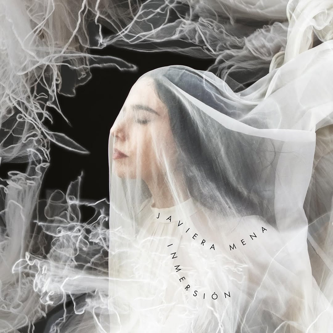 Javiera Mena presenta Inmersión